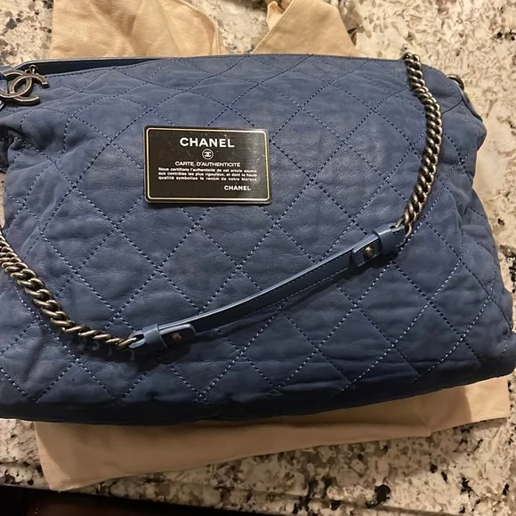 Chanel Coco Hobo Bag - Picture 3 of 15